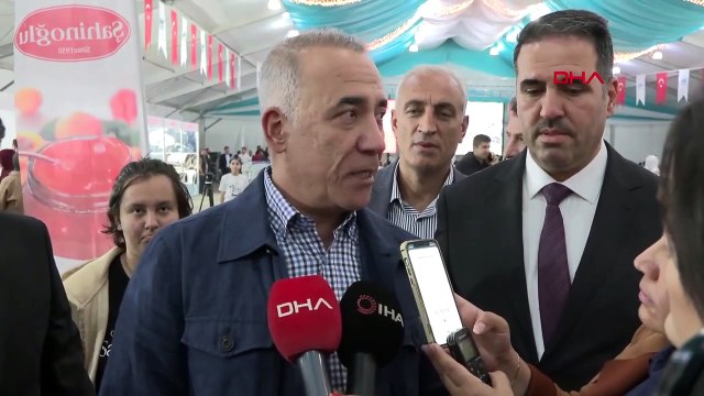 Début des 4èmes Journées des produits locaux traditionnels de Malatya à Sultangazi