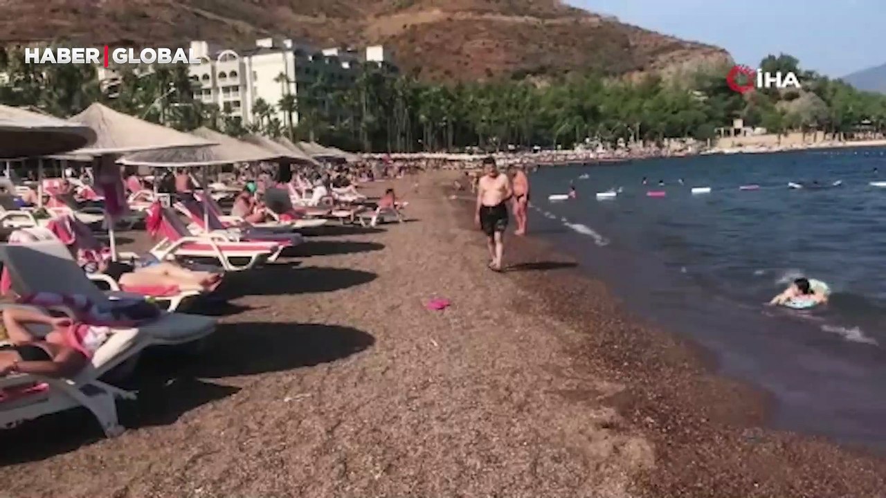Marmaris’te deniz, kum ve güneş keyfi devam ediyor