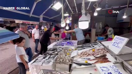 Tezgahlarında hafta sonu bereketi! Hangi balık ne kadar?