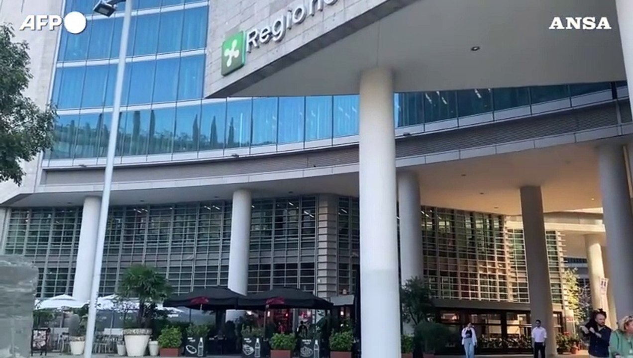 Milano ricorda Berlusconi, sara' iscritto al Famedio
