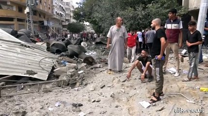 La reazione di Israele: raid aerei sulla Striscia di Gaza