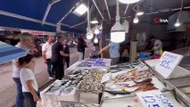 Des étals de poisson à Sinop produits pendant le week-end
