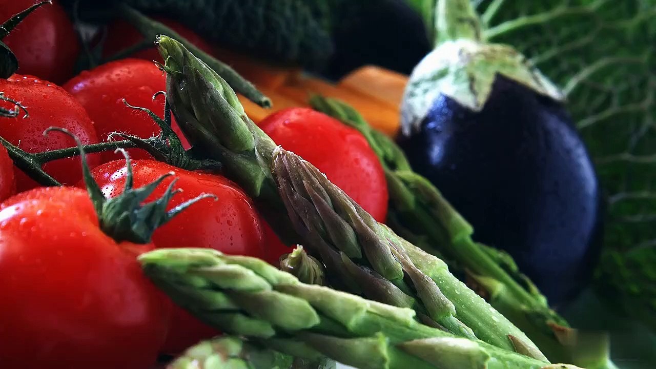 Superfoods: Foods that Improve Your Health