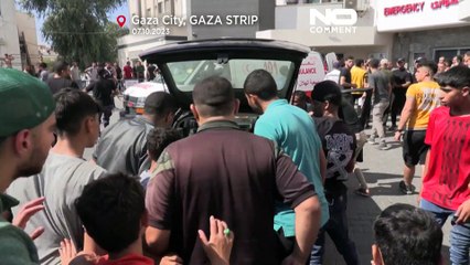 Ataques aéreos ao enclave palestiniano de Gaza em resposta a incursão militar do Hamas