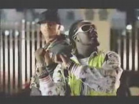 Kiss In This Club - Usher ft Chris Brown [OFFICIAL VIDEO]