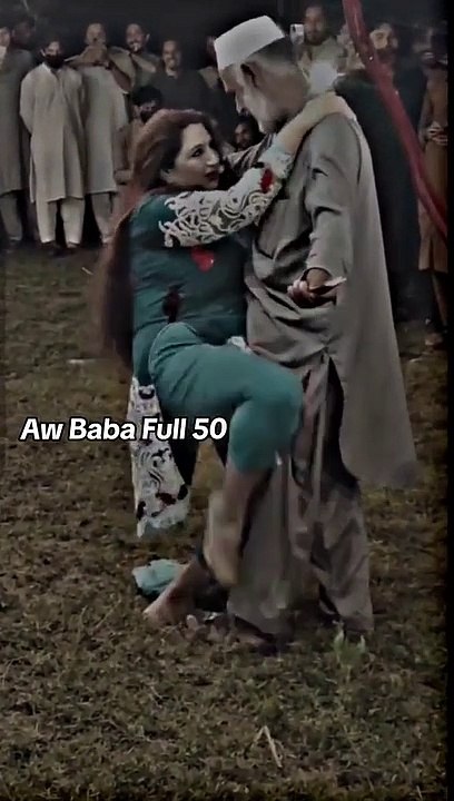 Boom boom fari khan dance