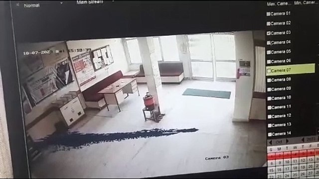 Kishangarh - बैंक से 4 लाख की नकदी लूट भागे सशस्त्र नकाबपोश लुटेरे