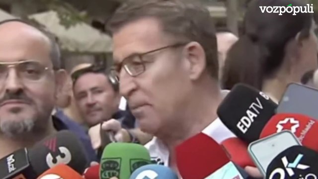 Feijóo en la manifestación del 8-0: Hemos venido a Barcelona a defender a todos los iguales