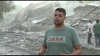 Tra le macerie di Gaza: "Noi non ci arrendiamo, è la nostra terra"