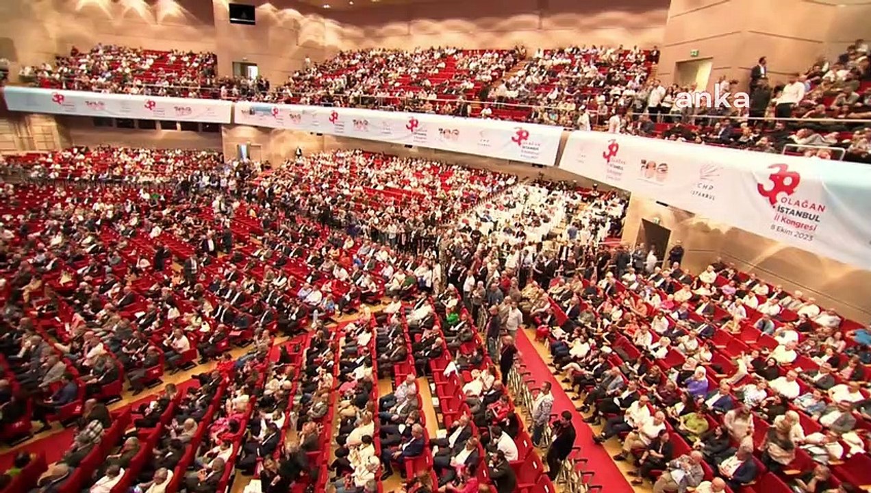 CHP İstanbul İl Kongresi... Turan Aydoğan: "Siyasette İki Soruyu Kendinize Sormazsanız Siyaset Yapamazsınız, Kimin İçin ve Ne İçin Siyaset...