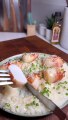 SAINT-JACQUES LARDÉES A LA GUENCHALE ET RISOTTO DE CORAIL  #saintjacques #stjacques #lard #pork #cochon #coquillesaintjacques #corail #risotto #yummy #flambee #gourmand #recette #recipe #recipes #chef #cuisine