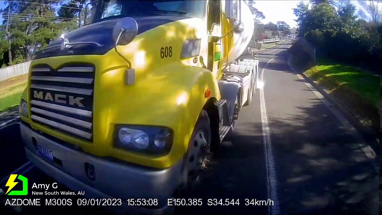 Quick Reflexes Save My Life Almost a Serious Rear-End Collision | Dashcam Ltd