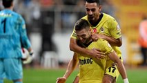 Dernières nouvelles : Canary a débranché la prise en première mi-temps ! Fenerbahçe a battu Kasımpaşa 2-0 à l'extérieur lors de la 8ème semaine de Super League.