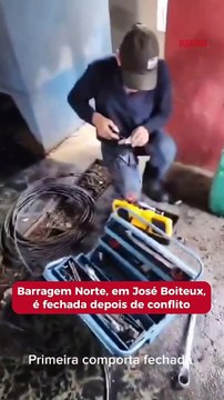 Barragem tem duas comportas fechadas