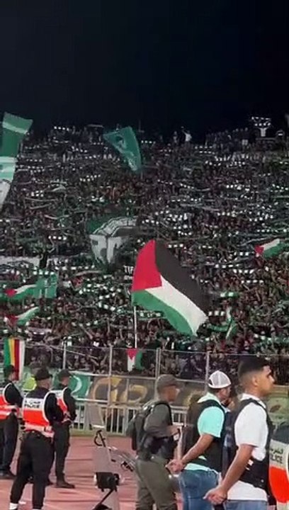 Raja Casablanca fans decorate the stadium stands with the Palestinian flag in the match against Moghreb Tetouan 08.10.2023