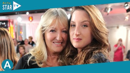 "J'étais très dure" : Julia Piaton "méchante" avec le nouvel amoureux de sa maman, Charlotte de Turc