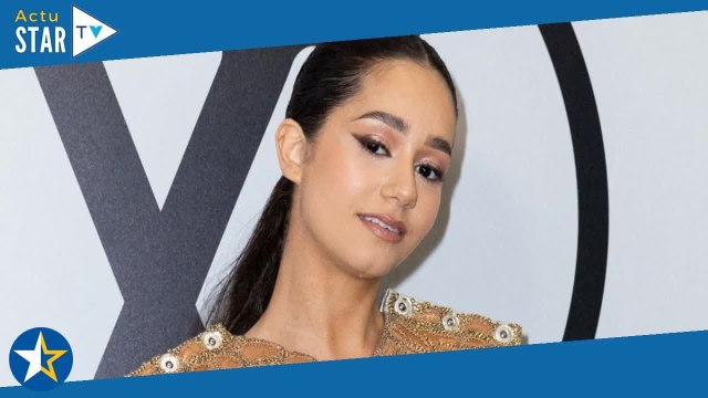 Léna Situations sensationnelle face à l'élégante Léa Seydoux et Marina Foïs à la Fashion Week de Par