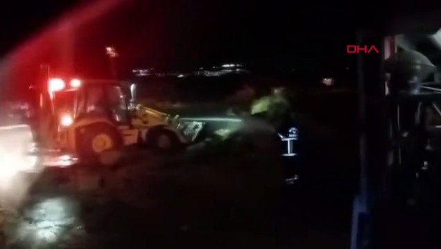 Burdur'da çıkan yangında 2 bin balya saman kullanılamaz hale geldi