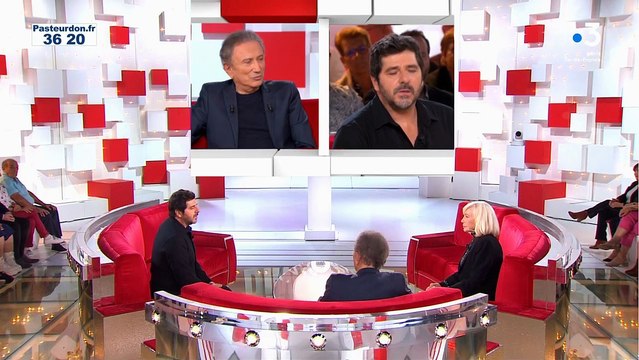Patrick Fiori ému dans Vivement dimanche