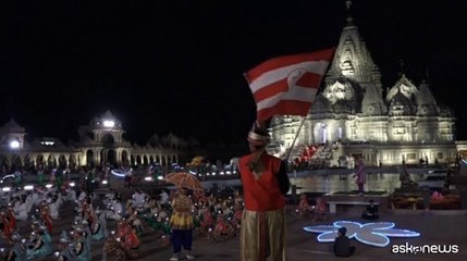 Inaugurato in New Jersey il pi? grande tempio ind? fuori dall'India