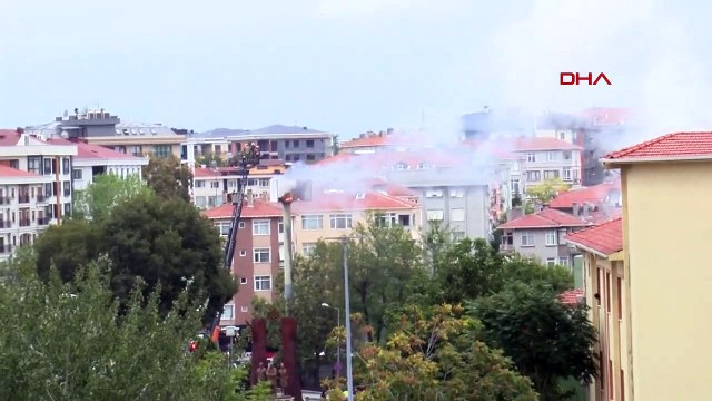 Bakırköy'de Hastane Bahçesinde Baz İstasyonu Yangını