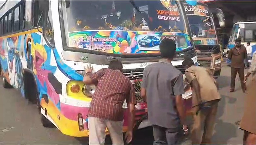 காதை கிழிக்கும் ஹாரன் சத்தம்; தனியார் பேருந்து ஓட்டுநர்களை லெப்ட், ரைட் வாங்கிய அதிகாரிகள்