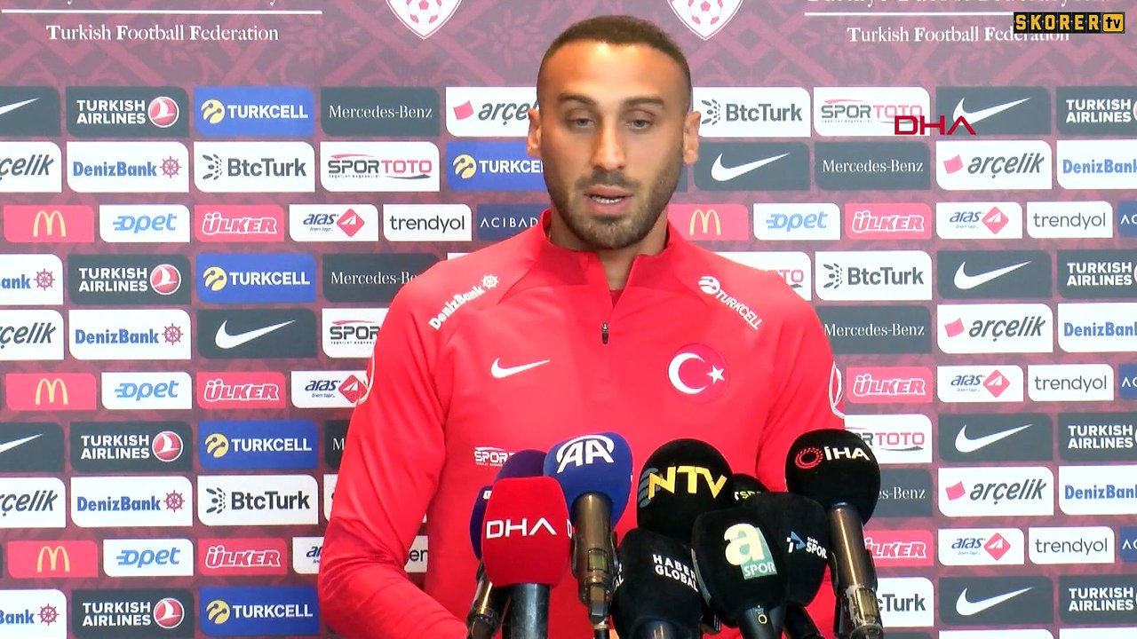 Cenk Tosun'dan Montella ve Burak Yılmaz sözleri