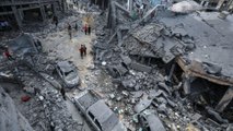 Imágenes de drones israelíes que muestran la destrucción del ataque de Hamás a una fiesta de electrónica