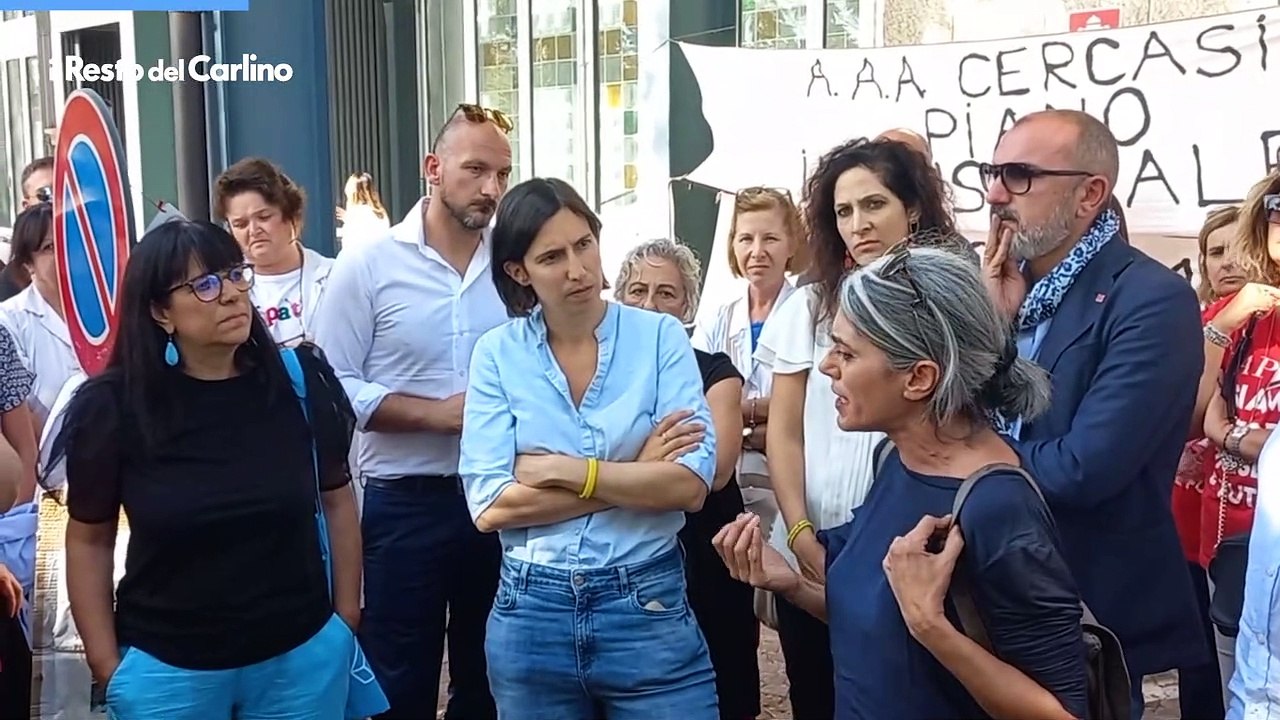 Elly Schlein al presidio della Perla Bologna: il video dell'incontro