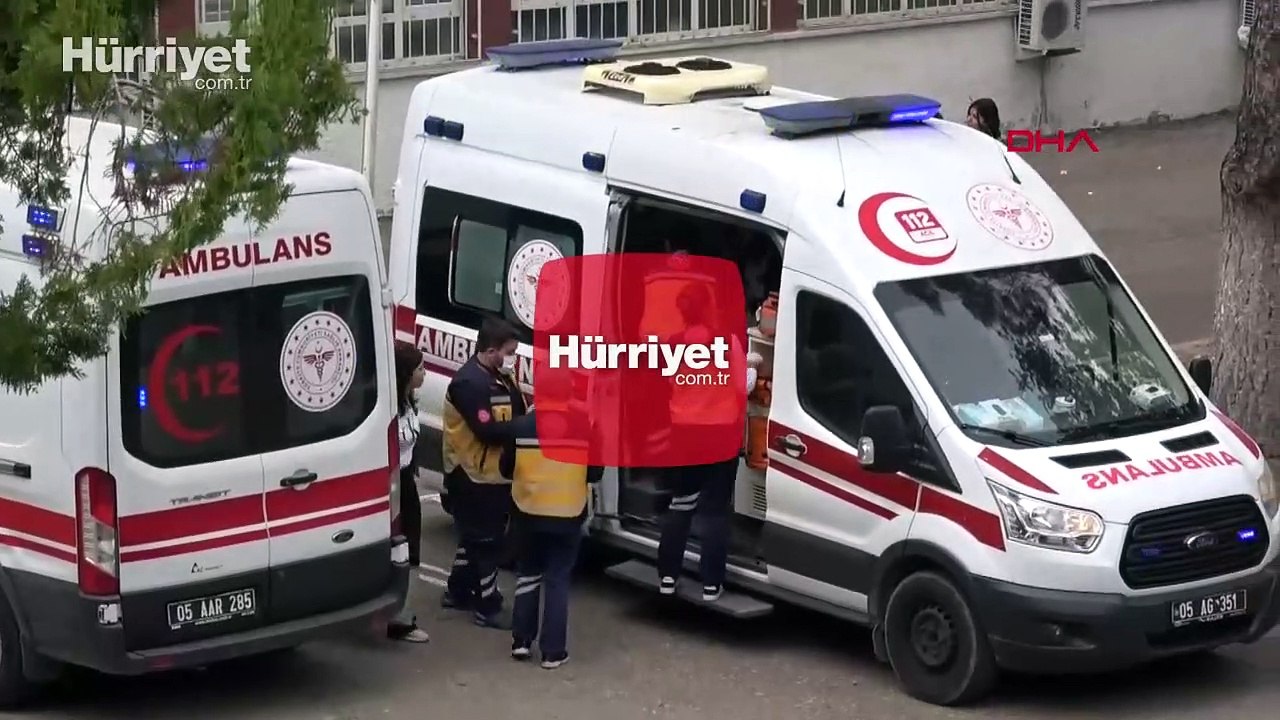 Marketten çiğ köfte alıp yiyen 5 öğrenci, hastaneye kaldırıldı