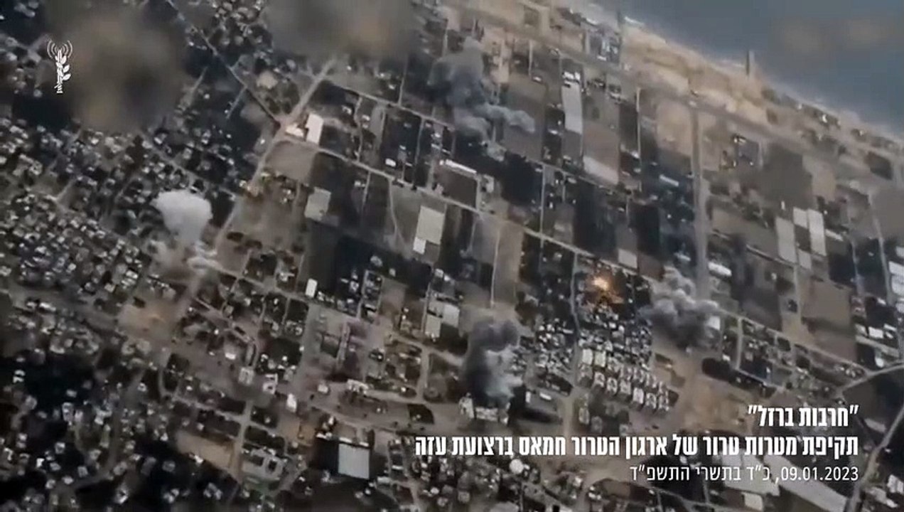 İsrail ordusu, abluka altında bulunan Gazze Şeridi'ni vurduğu görüntüleri yayınlandı