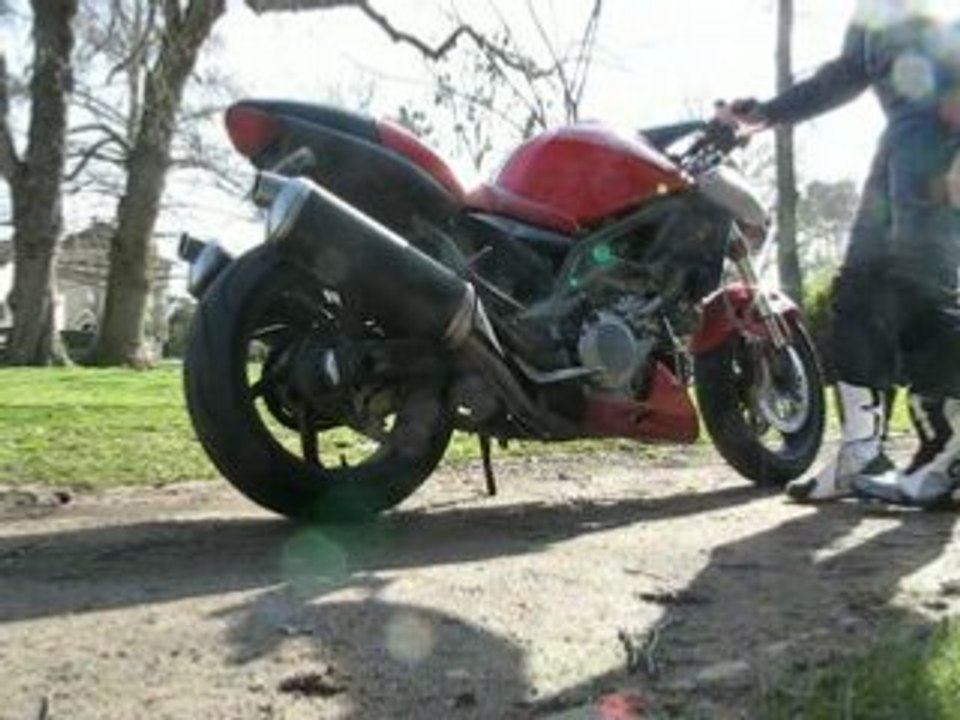 Cagiva V-Raptor 1000 : Pots d'origine