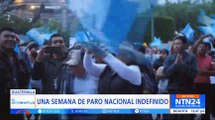 Guatemala completa ocho días de protestas y campesinos se unen con 