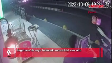 Kağıthane'de seyir halindeki motosiklet alev aldı