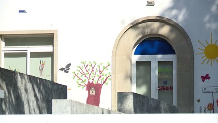 Greve dos funcionários escolares com adesão de 65% encerra 50 escolas