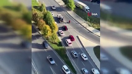 Esenyurt'ta Ses Sistemli Araçla Gezen Şahıslara Cezai İşlem