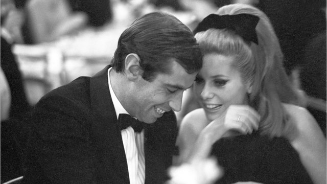 GALA VIDEO - Catherine Deneuve : pourquoi elle a dû renoncer in extremis à son mariage avec Roger Vadim