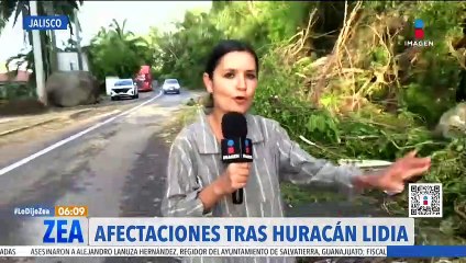 Huracán "Lidia" provoca caída de rocas y socavones en carretera de Jalisco