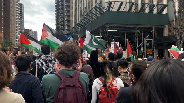 Pro-Israel, pro-Palestinian protesters rally outside Israeli consulate in New York