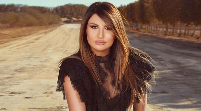 شذى حسون تتعرض لسخرية بعد غناء النشيد الوطني العراقي بكلمات خاطئة