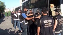 'Kafes Operasyonu'nun İzmir ayağında 20 şüpheli adliyede