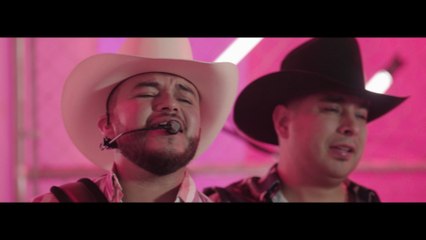 La Nueva Estrategia - En Chino Iba A Estar (En Vivo)