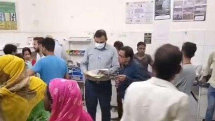 सीतापुर: रफ्तार के कहर ने ली एक व्यक्ति की जान, सड़क हुई खून से लाल