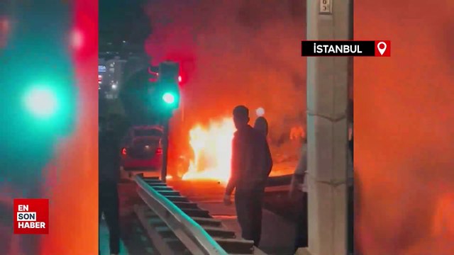 İstanbul Gaziosmanpaşa'da taksi ile motosiklet çarpıştı