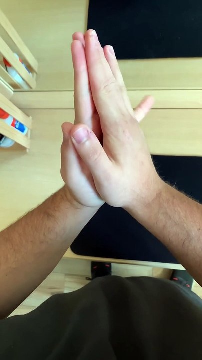 Playing Card Magic | Magic Tricks | Magic Bucket | Gianni Palumbo Magic Tricks #magician #cardmagic