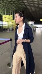 Hrithik Roshan की गर्लफ्रेंड Saba Azad एअरपोर्ट पर जल्दबाजी में दिखी