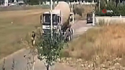 İzmir'de anne ve küçük çocuğu beton mikserinin altında kaldı