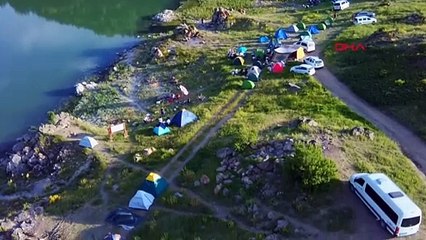Nemrut Krater Gölü ve Süphan Dağı, turistlerin gözdesi oldu