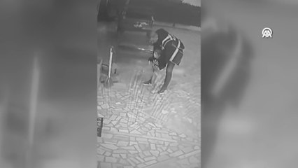 Polisin Heimlich manevrası hayat kurtardı