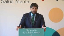 Fernando López Miras, presidente de la Región de Murcia, este martes, en una comparecencia ante los medios, criticando a Yolanda Díaz.
